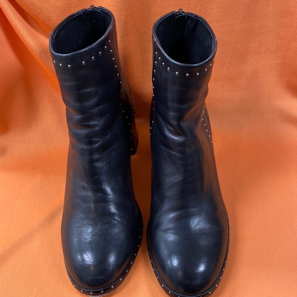 RAG & BONE Black Leather Studded Block Heel Ankle Booties Willow size 6.5